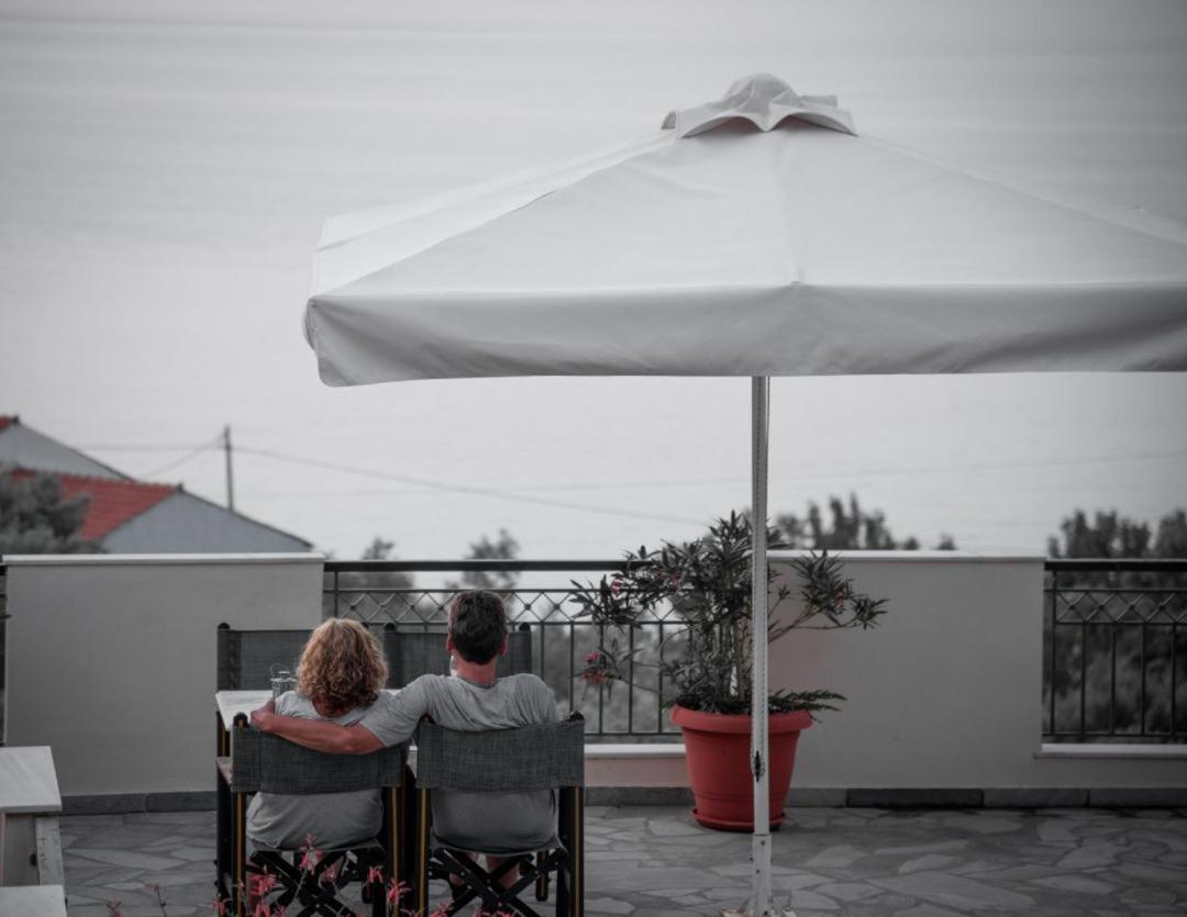 Marina Apartments Kokkari Extérieur photo