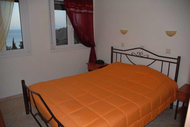 Marina Apartments Kokkari Extérieur photo