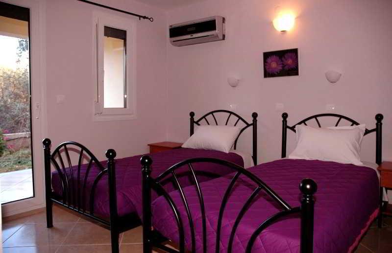 Marina Apartments Kokkari Extérieur photo