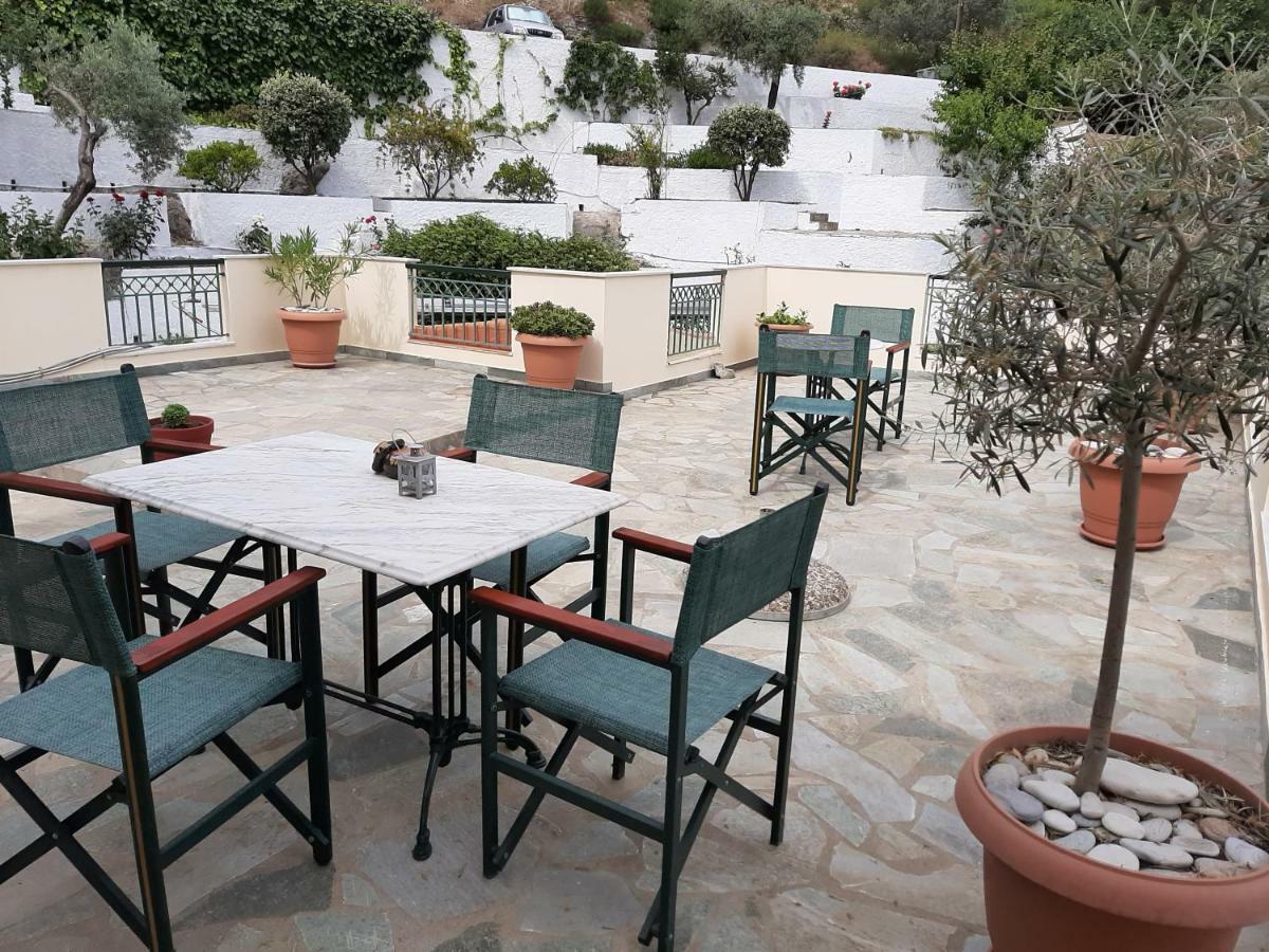 Marina Apartments Kokkari Extérieur photo