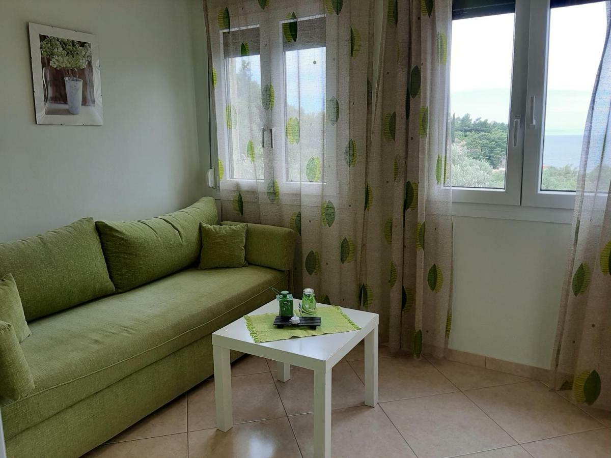Marina Apartments Kokkari Extérieur photo